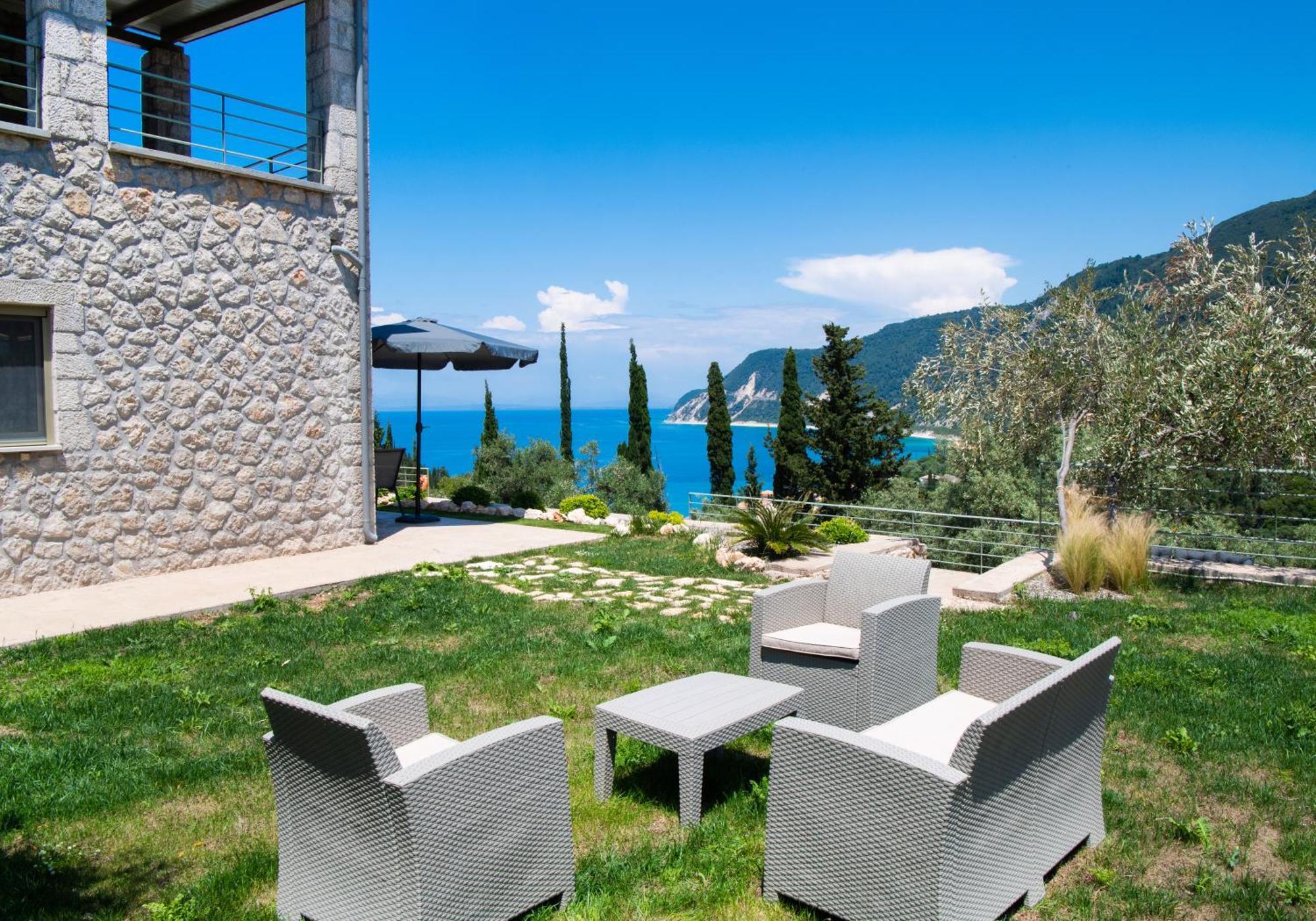 Mylos Mountain Villas- Villa Giorgio Áyios Nikítas Екстериор снимка